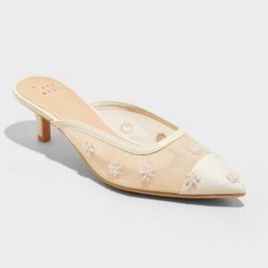 Nwt A New Day Delilah Embellished Floral Mule Kitten Heel